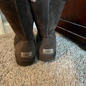 Dark Brown medium height Ugg boots